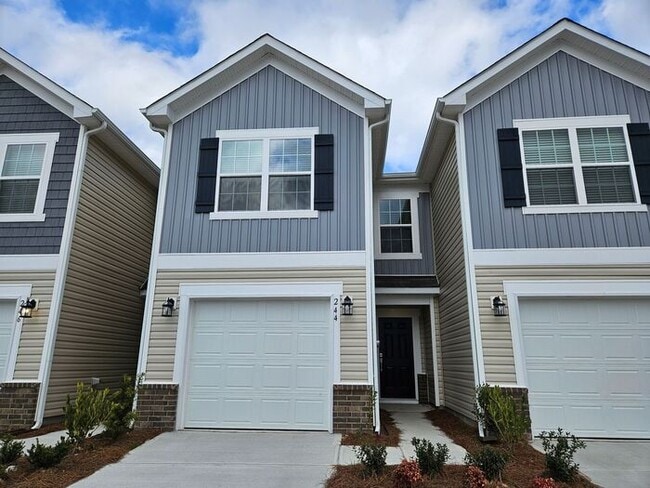 Building Photo - Taylor Hill