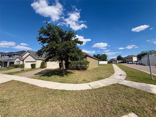 Photo - 3342 Landing Vw