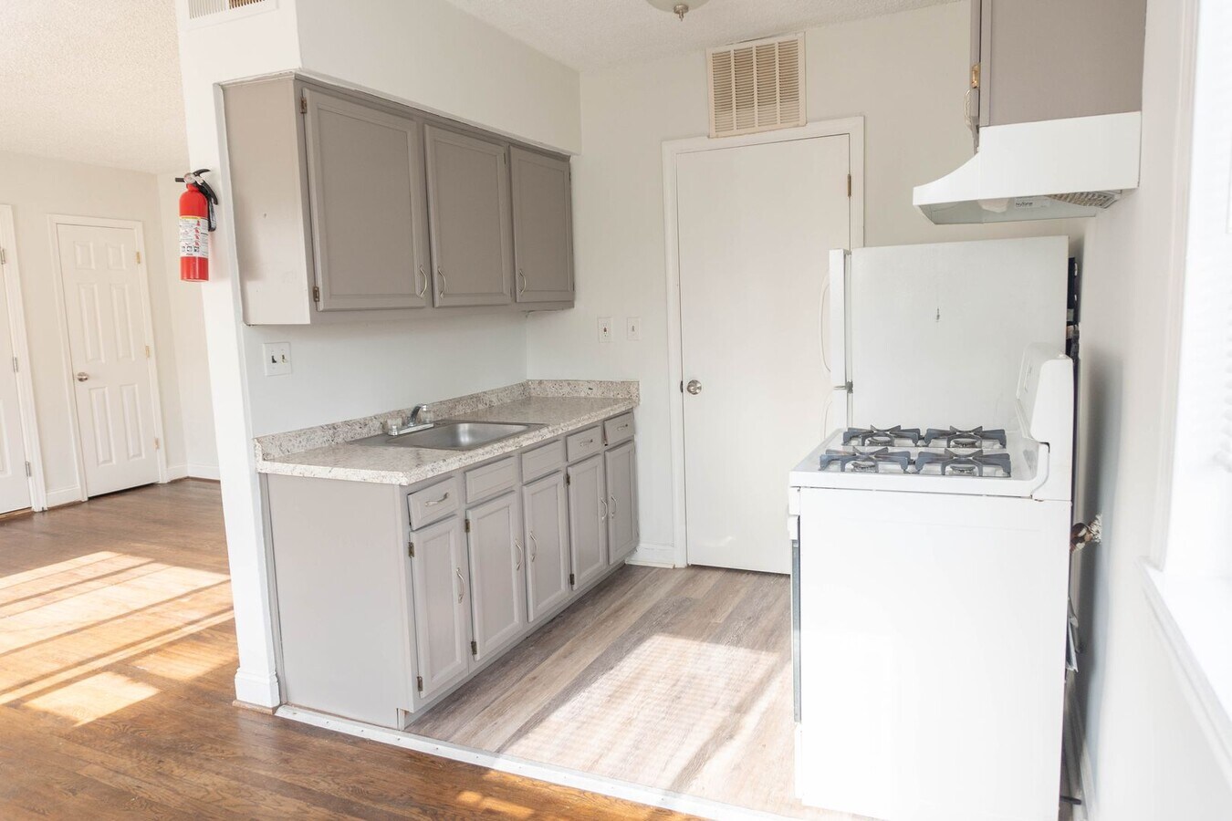 Photo - 1723 27th Street SE