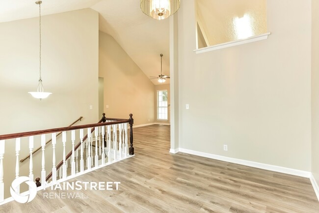 Photo - 904 Conway Ln