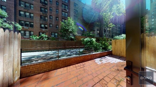 Photo - 405 E 56th St Apartment Unit 1K