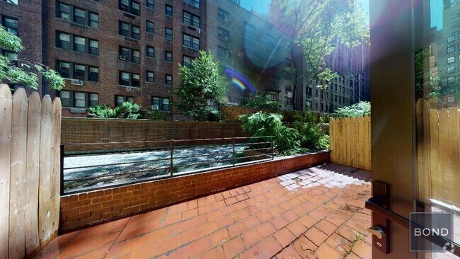 Building Photo - 405 E 56th St Unit 1K Rental