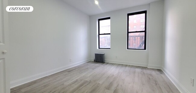 Photo - 1632 Madison Ave Apartamento