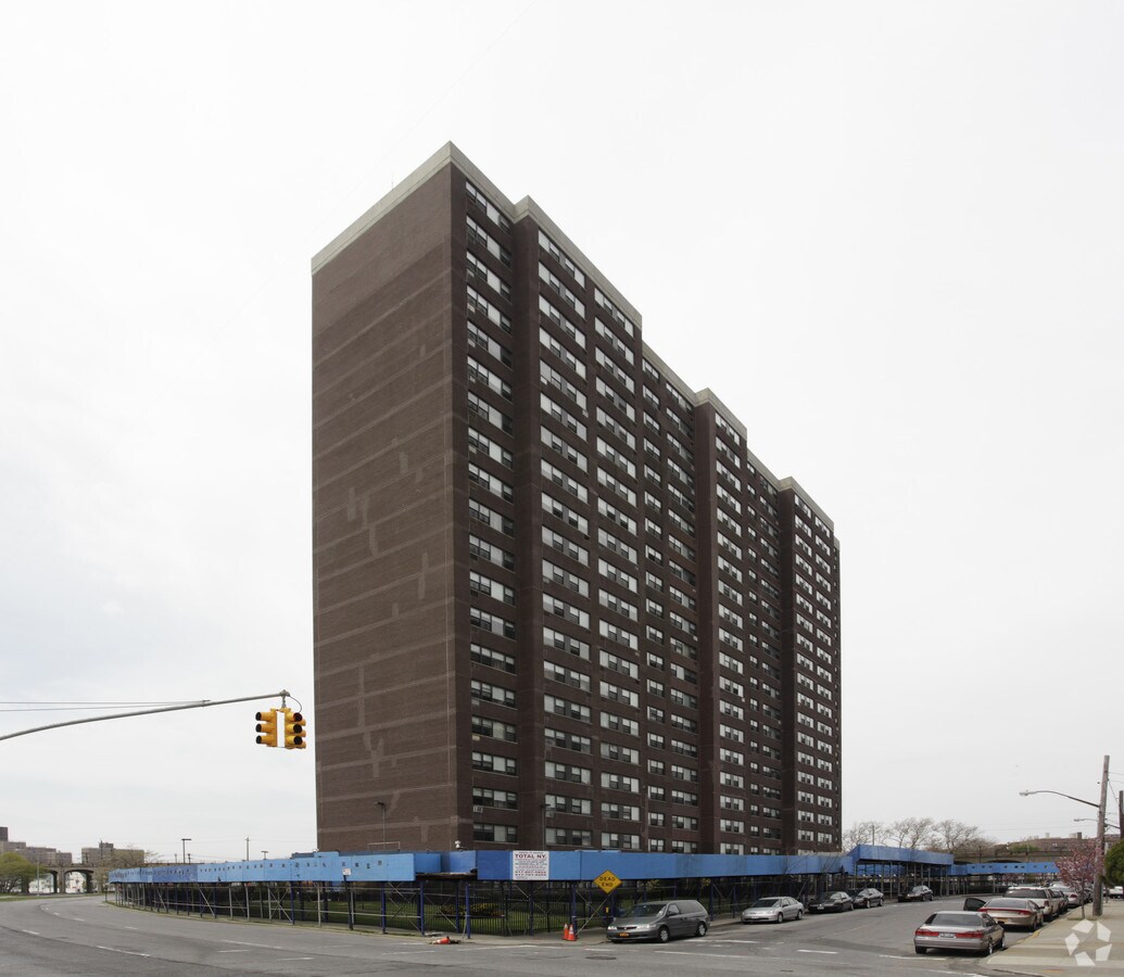 Seaview Towers - Seaview Towers Apartments