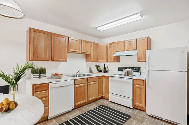 Rose Cove Apartment Homes