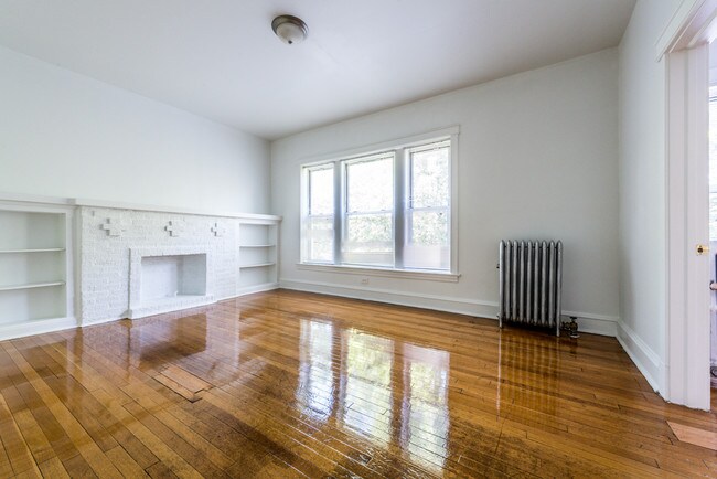 Photo - 7755 S Sangamon St