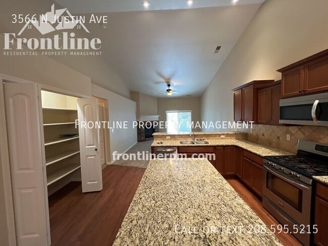 Photo - 3566 N Justin Ave