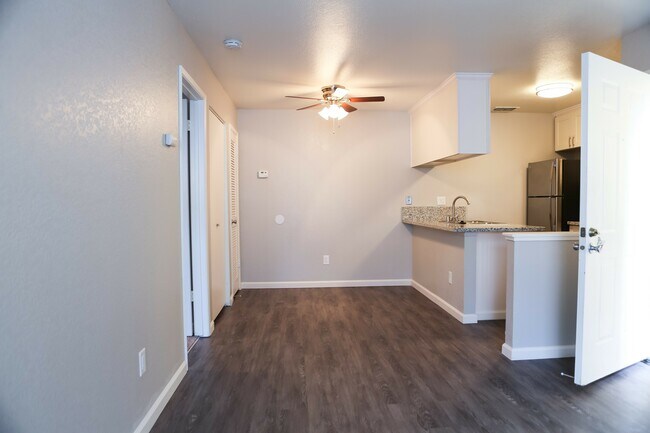 5U0A2768 - Copy - Sierra Ridge