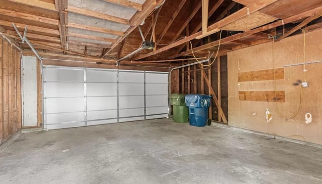 Building Photo - 8747 Canby Ave Rental
