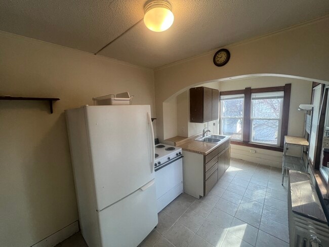 Photo - 812 1st St NW Unit 2