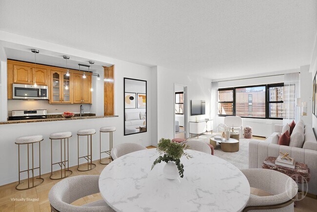 Photo - 20 W 64th St Unidad 27B