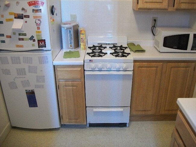 Building Photo - 19 James St Unit 6 Rental