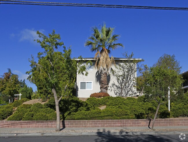 115 Towne Terrace