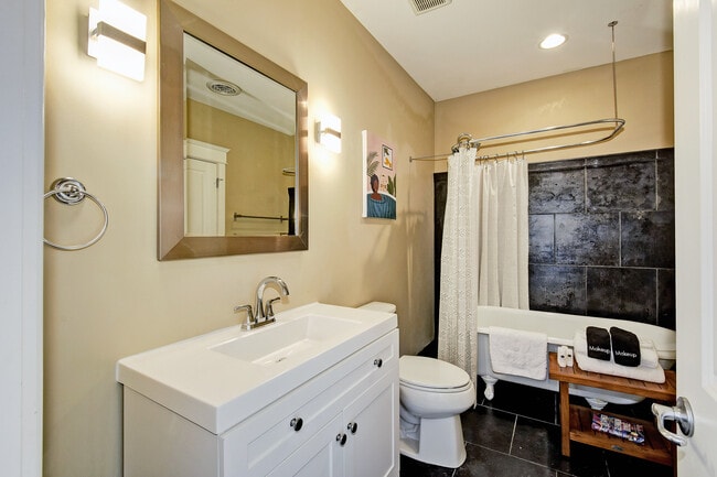 Photo - 172 N Keats Ave Condo Unit 6