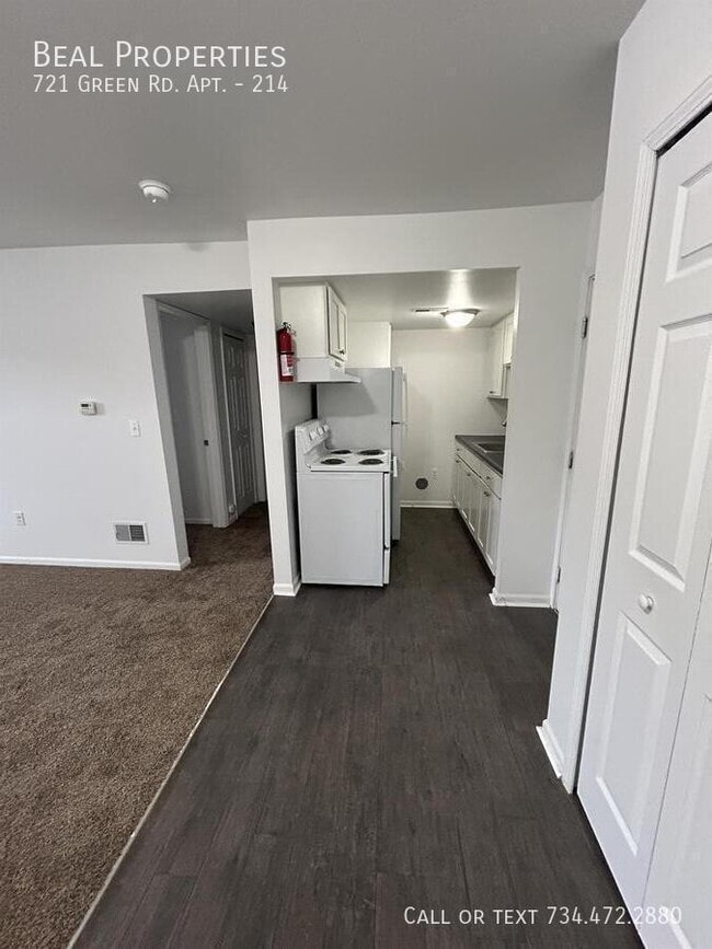 Photo - 721 Green Rd Unit 214