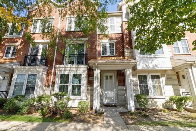 Photo - 2224 S Crambourne Way Townhome