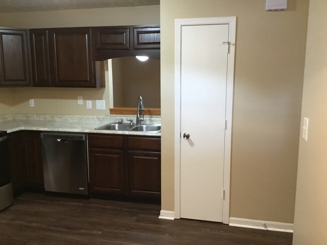 Photo - 2040 Theodore Dr