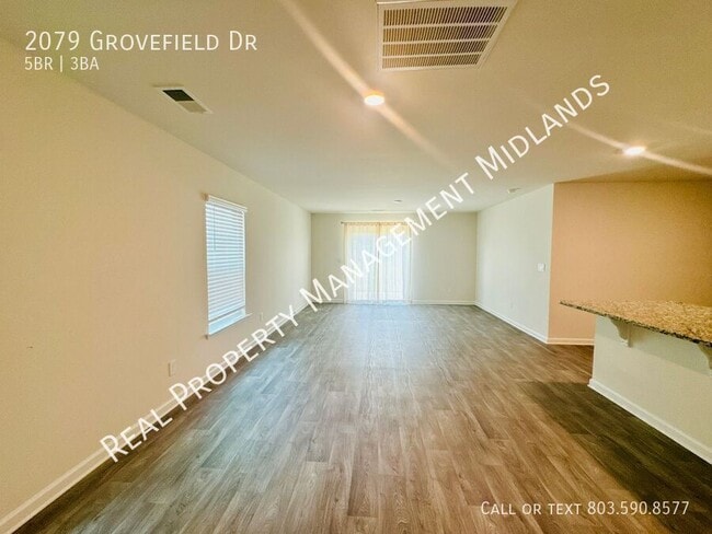 Photo - 2079 Grovefield Dr