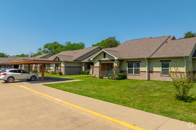 StoneLeaf at Eustace - StoneLeaf at Eustace