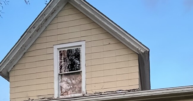 Photo - 13841 Forest Ave