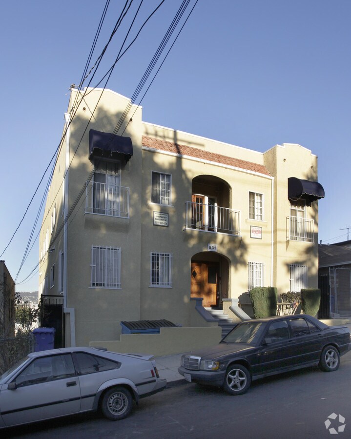 LA78 - LA78 Apartments