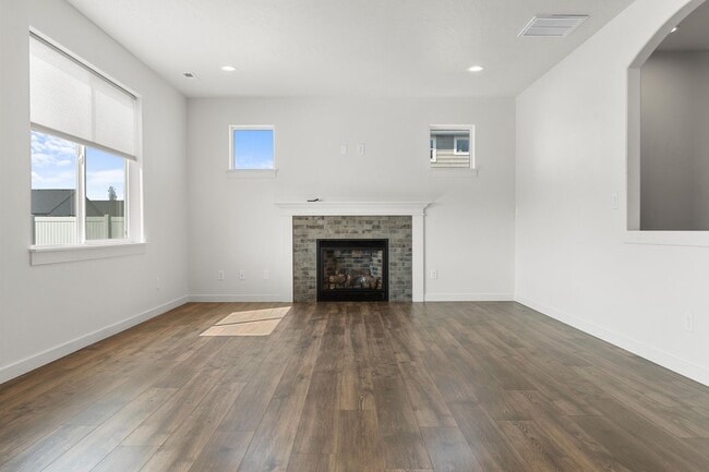 Photo - 3921 N Lynn St