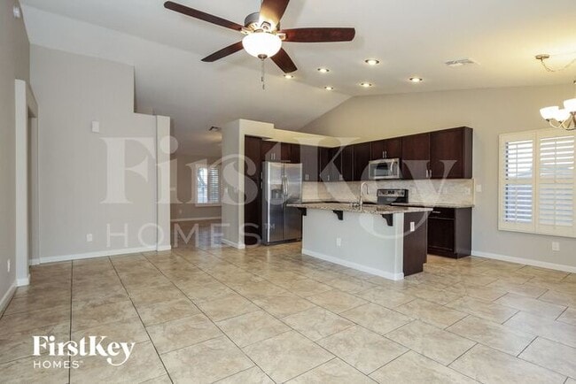 Photo - 1420 W Michigan Ave