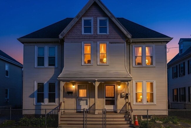 Building Photo - 12 Payson Ave