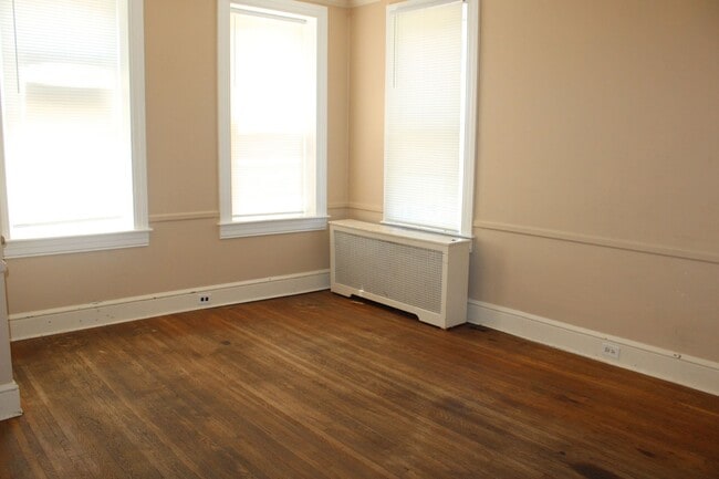 Photo - Spacious 2-Bedroom First Floor Apartment