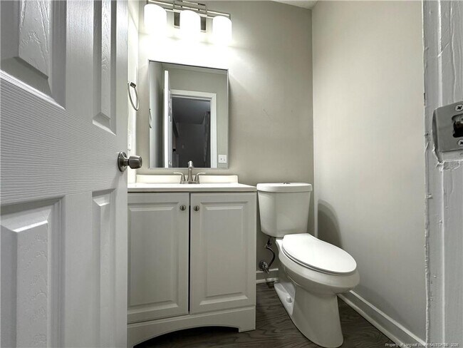 Photo - 304 Rangoon Ct