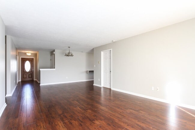 Photo - 6667 W Longview Dr