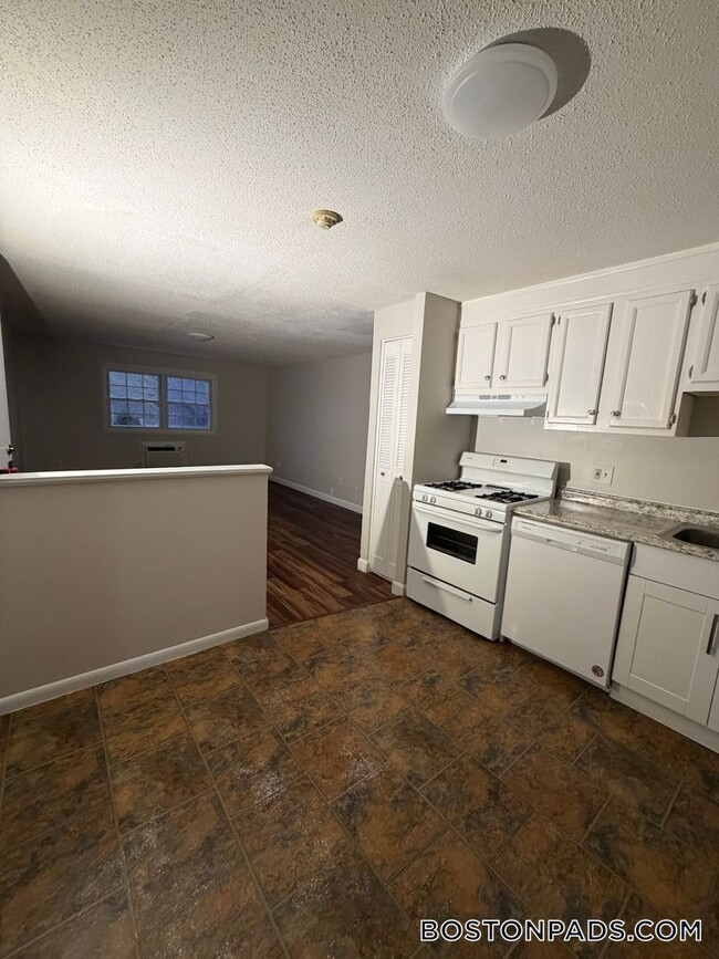 Photo - 345 Hildreth St Unidad 33