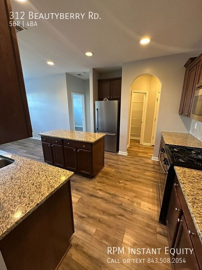 Photo - 312 Beautyberry Rd