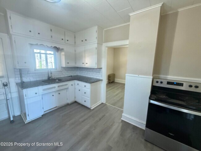 Photo - 405 Fig St