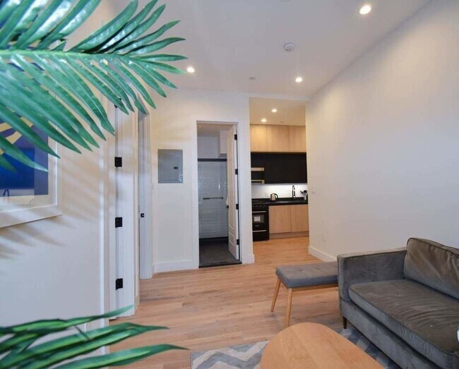 Photo - 64 Macon St Unit 1