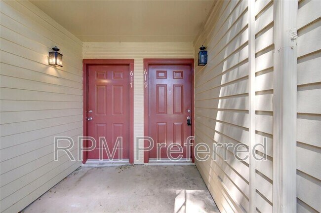 Photo - 2120 El Paseo St