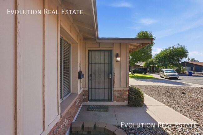 Photo - 3100 S Kachina Dr