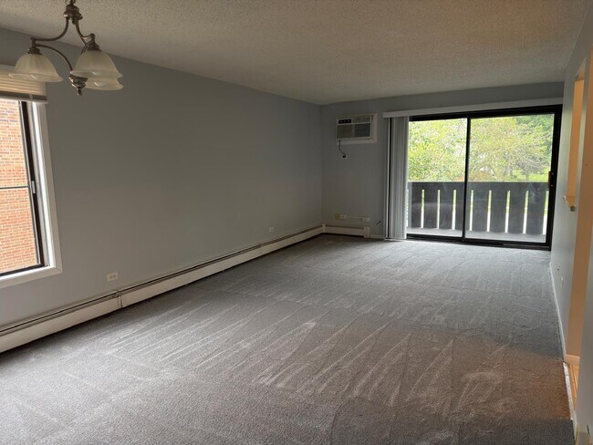 Photo - 1008 Centurion Ln Unit 12
