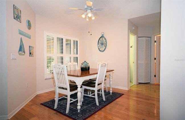 Photo - 231 Southampton Ln