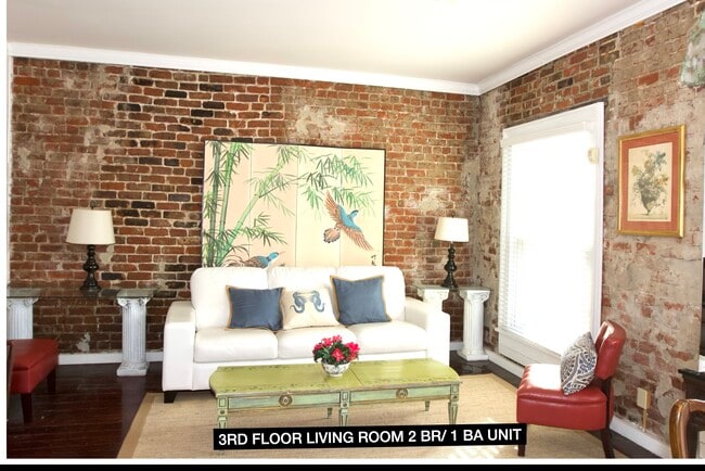 Building Photo - 854 Camp St Rental