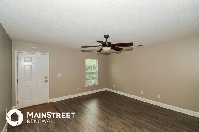 Photo - 8125 Cahoon Dr W