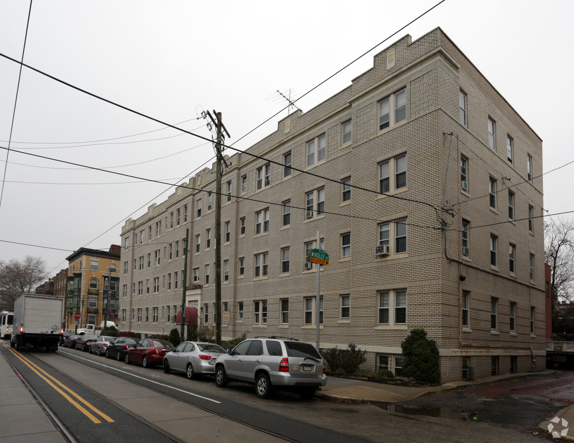 4107 Chester - 4107 Chester Apartments