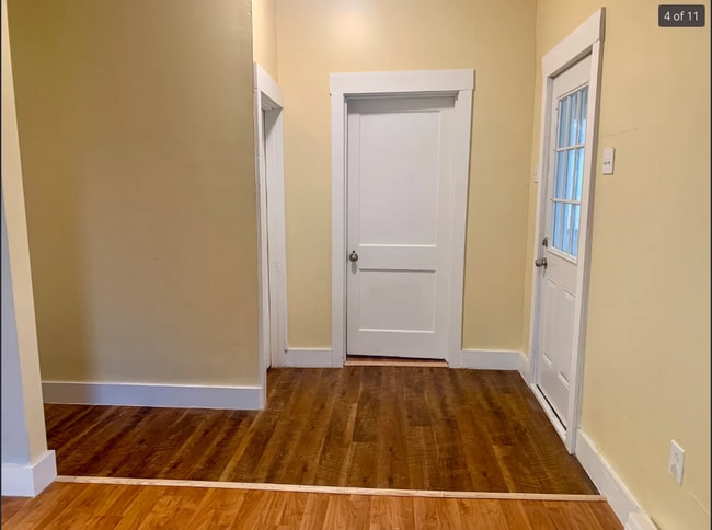 Photo - 240 W Hallam Ave Unit 1