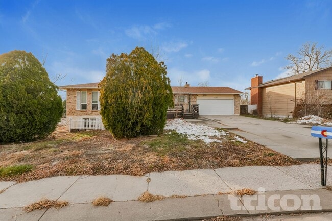 Building Photo - 6589 Pahokee Dr