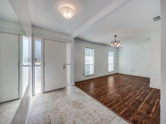 Photo - 416 Cambridge Dr