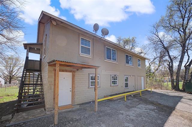 Building Photo - 9021 White Settlement Rd Unit B