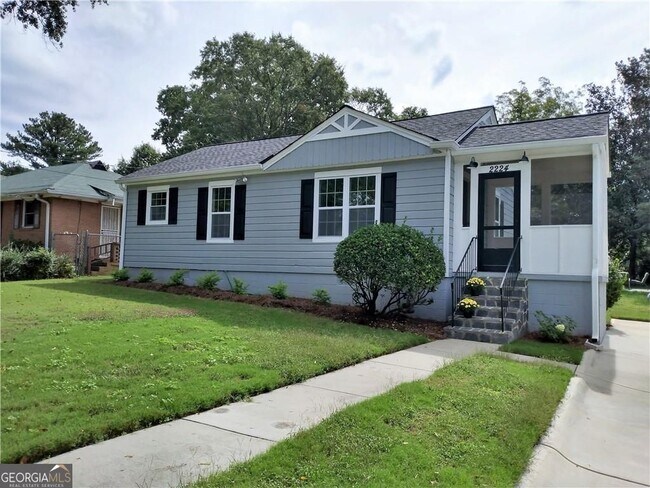 Photo - 2224 Baker Terrace NW