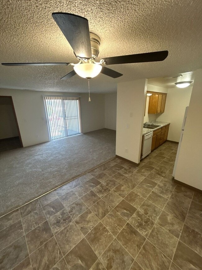 Photo - 648 Taybin Rd NW Unit D