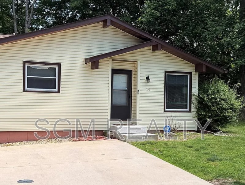 Photo - 14 Saddlewood Ln