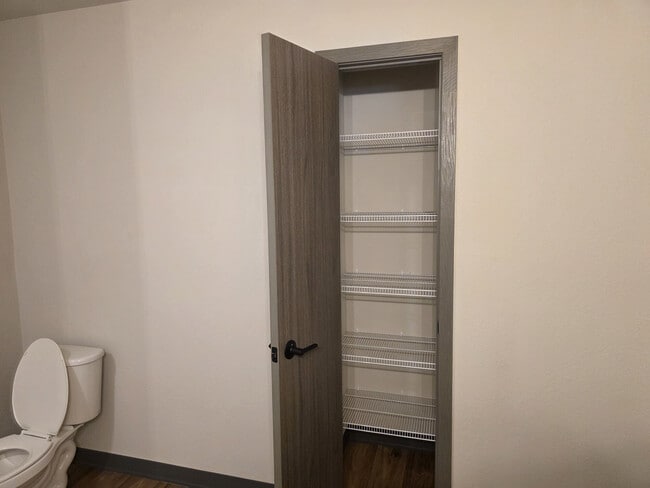 Photo - Woods Hollow